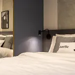 Charlie Nik Perdizes